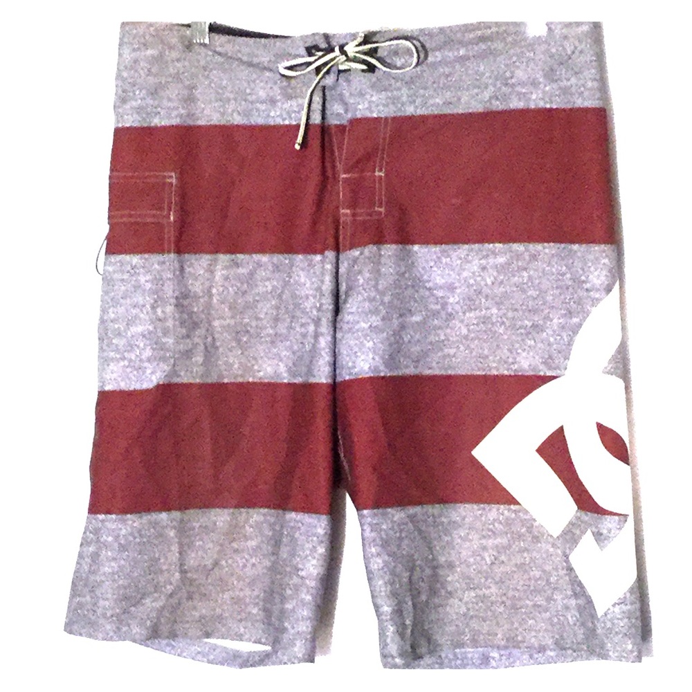 D C shorts 33